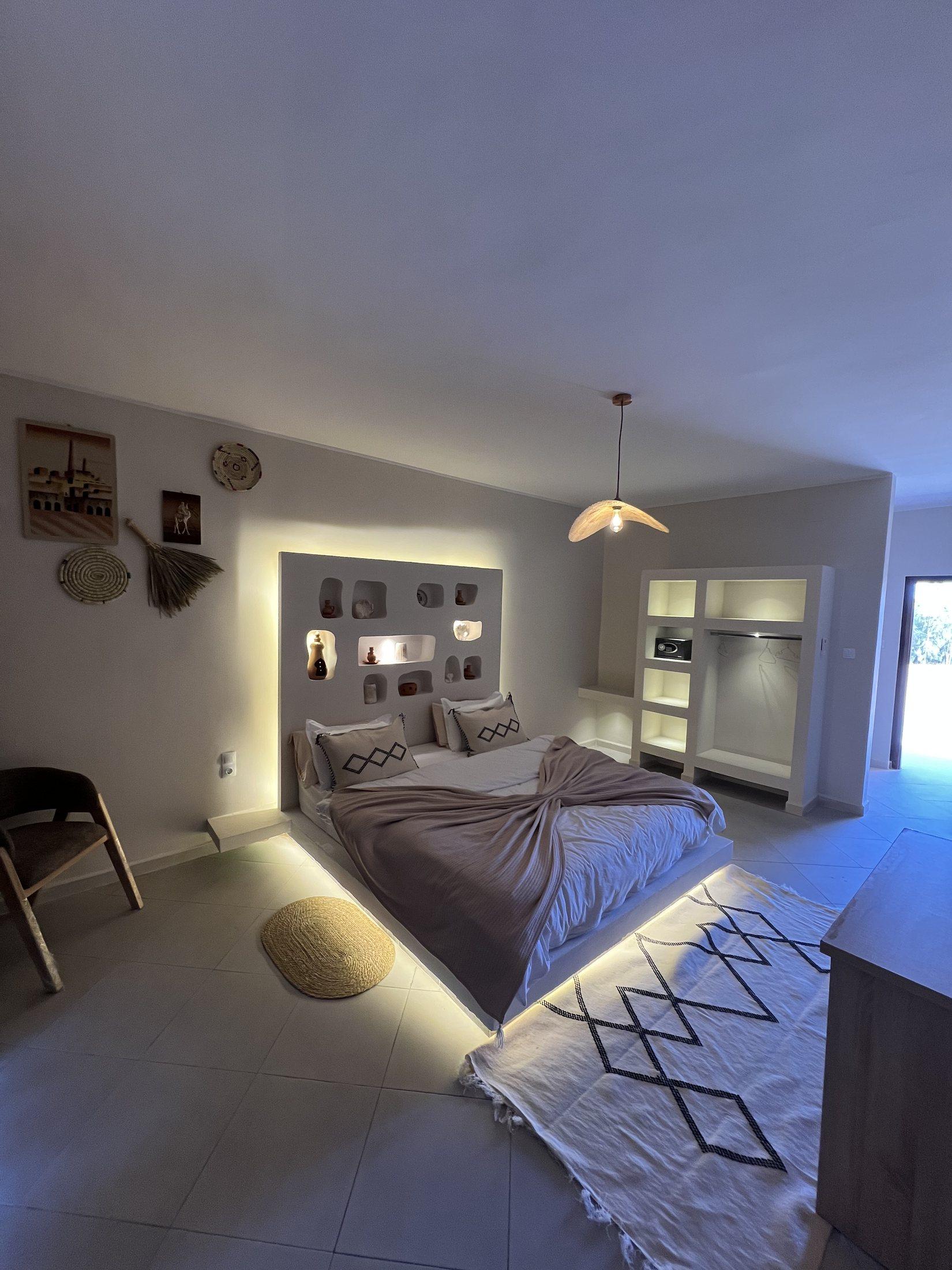 Chambre Oasis — ambiance chaleureuse et textiles berbères
